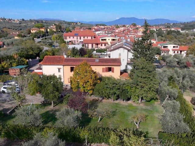 Casa indipendente con giardino, Lastra a Signa malmantile