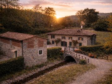 Casa indipendente con giardino, Lucca ovest