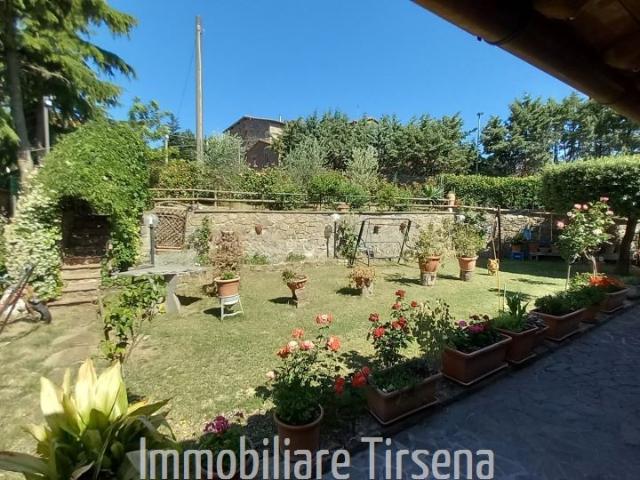 Casa indipendente con giardino, San Venanzo settano