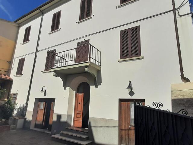 Casa indipendente con giardino, Santa Luce pastina