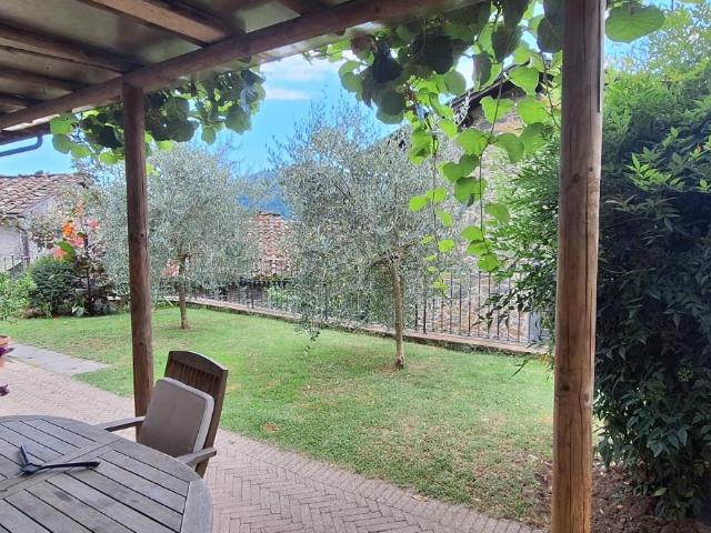 Casa indipendente con giardino, Pescaglia piegaio