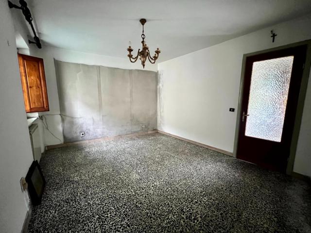 Casa indipendente con giardino, Pescaglia vetriano