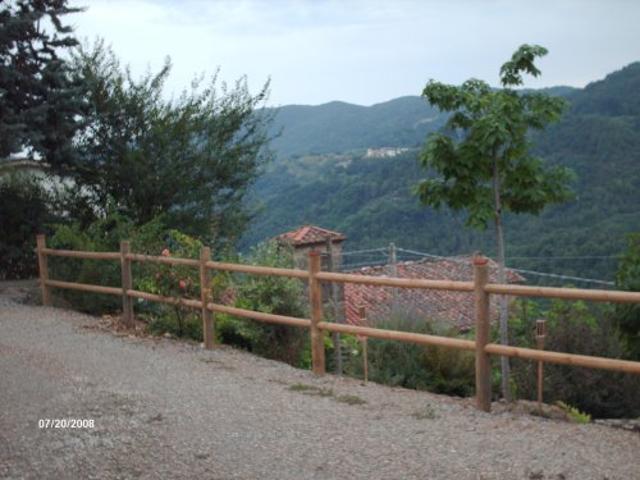 Casa indipendente in vendita a Pescia