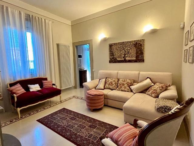 Casa indipendente con giardino, Pisa la vettola
