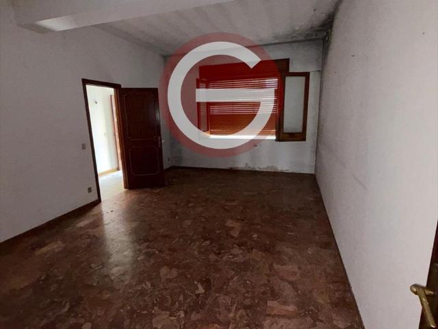 Casa indipendente con giardino, Taurianova semicentrale