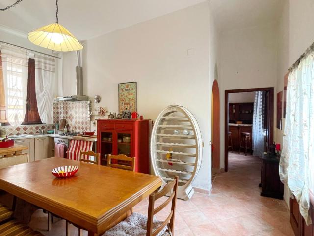 Casa indipendente con giardino, Vicopisano uliveto terme