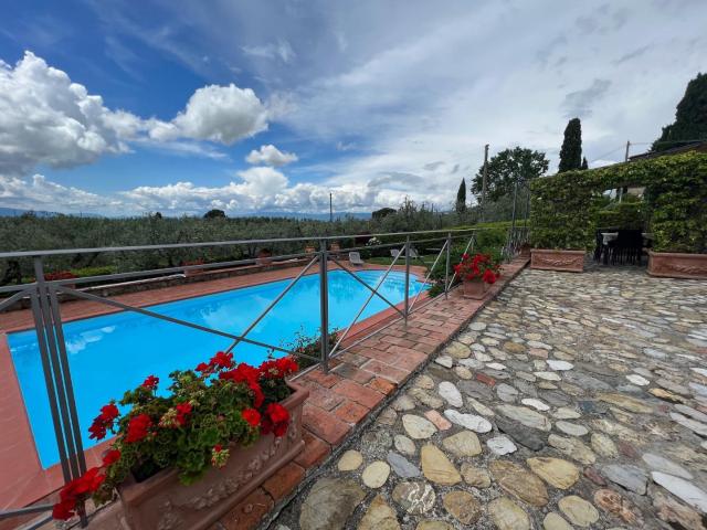 Casa indipendente con giardino, Vinci faltognano