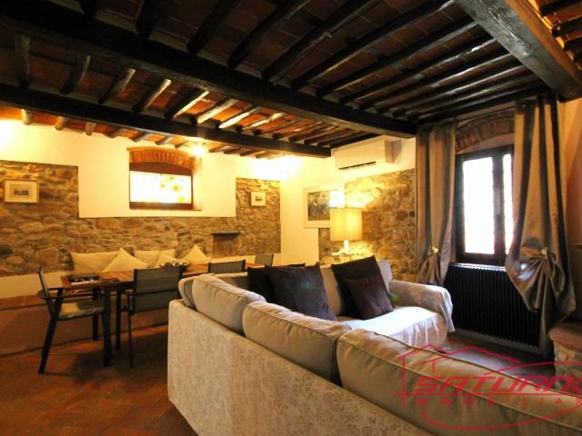 Casa indipendente con terrazzo, Capannori san ginese