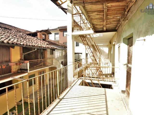 Casa semindipendente in vendita a Cuceglio