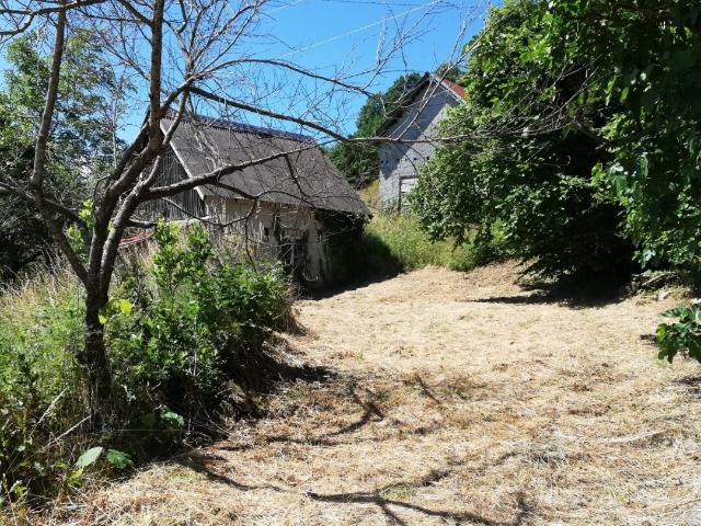 Casa indipendente con terrazzo in località ghiggeri, Varese Ligure