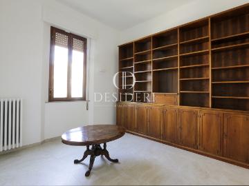 Casa indipendente con terrazzo in via sonnino, Grosseto