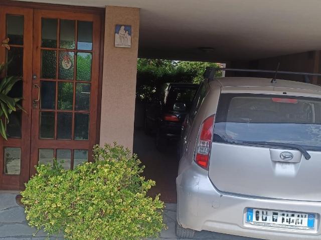 Casa indipendente con terrazzi, Scandicci ponte a vingone
