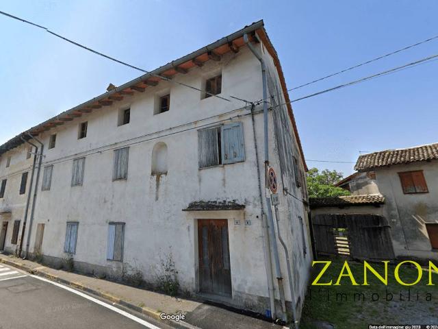Casa accostata in vendita a Capriva del Friuli