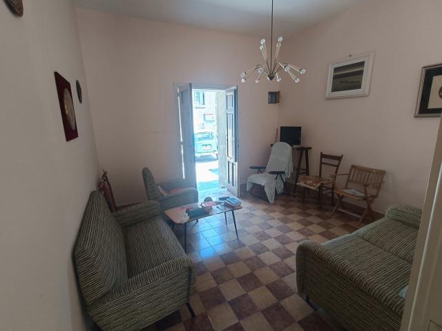 Casa indipendente da ristrutturare a Villafranca Tirrena