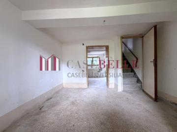 Casa indipendente da ristrutturare, Camaiore montebello