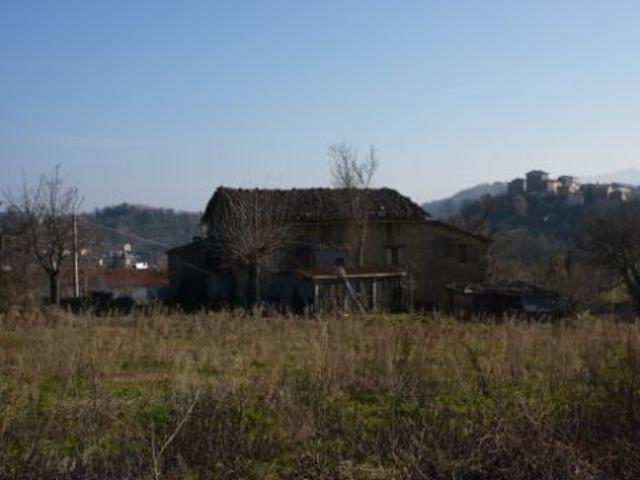 Casa indipendente da ristrutturare in case sparse, Venarotta