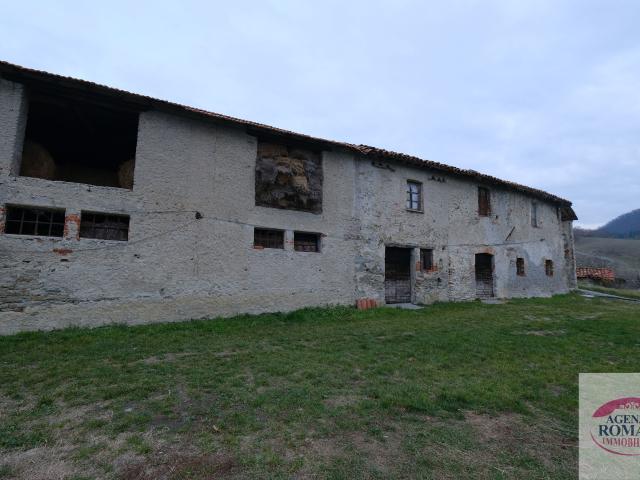 Casa indipendente da ristrutturare in loc spalletto, Millesimo