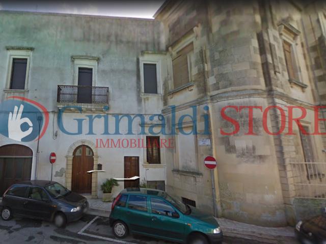 Casa indipendente da ristrutturare in piazza cito 30, San Cassiano
