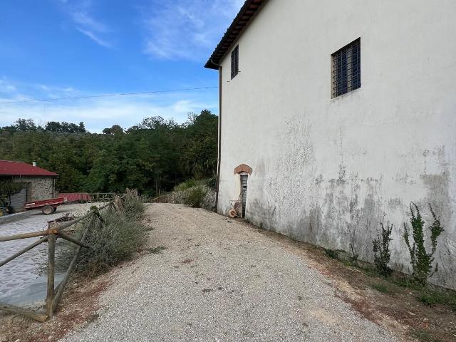 Casa indipendente da ristrutturare in via di vacciano, Impruneta