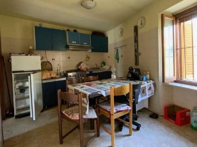 Casa indipendente da ristrutturare in via incisa, Cortiglione