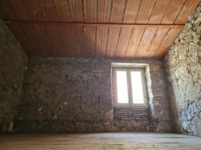 Casa indipendente da ristrutturare in via sasso glorioso 30, Lugnano in Teverina
