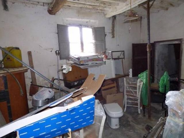 Casa indipendente da ristrutturare, San Giuliano Terme ripafratta
