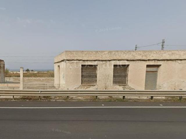Casa Indipendente di 53 mq a Isab Erg Melilli