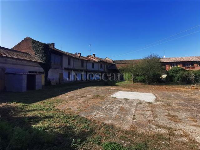 Casa Indipendente di 500 mq a Torrazza Borgo San Siro