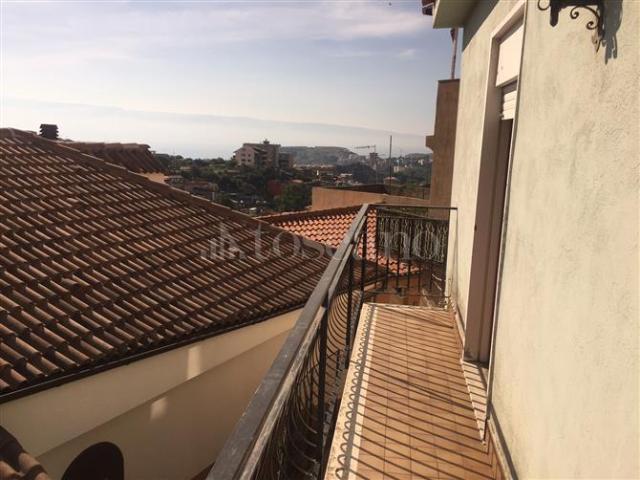 Casa Indipendente di 52 mq a Villaggio Santo, Camaro, Gazzi Messina