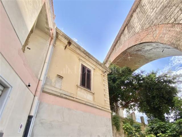 Casa Indipendente di 56 mq a Circumvallazione Messina