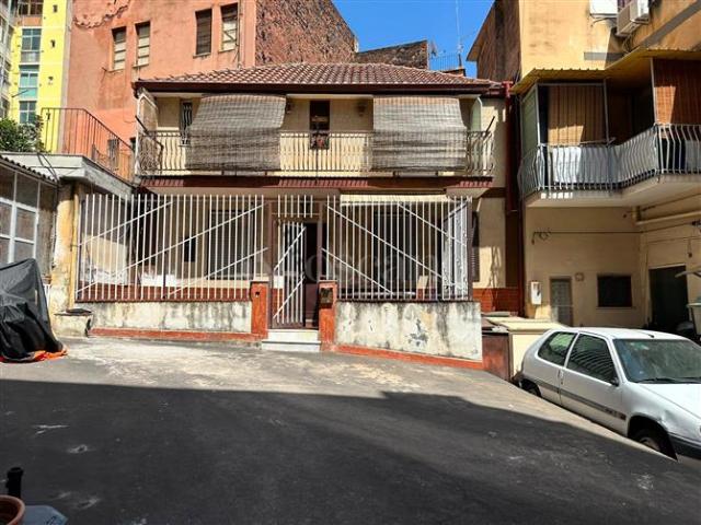Casa Indipendente di 95 mq a Vulcania, Borgo Catania
