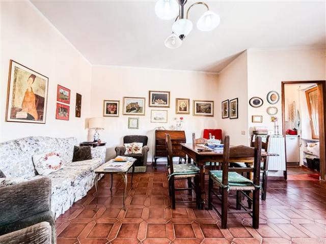 Casa Indipendente di 100 mq a Monti
