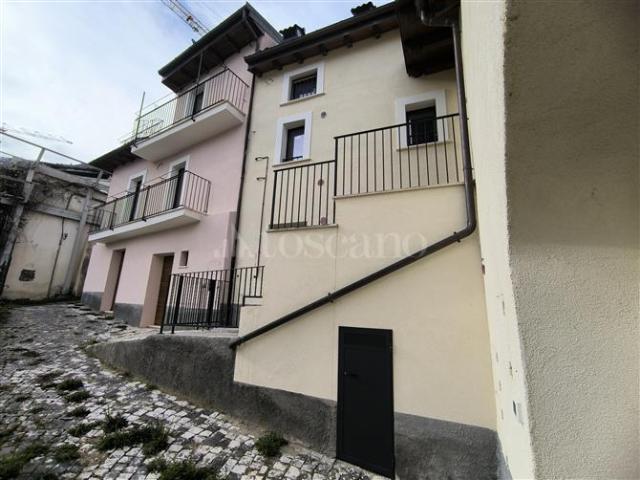 Casa Indipendente di 110 mq a Sant'Elia, Bazzano, Bagno, Monticchio L'Aquila