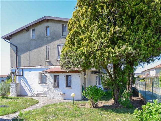 Casa Indipendente di 180 mq a Semicentro Cantù