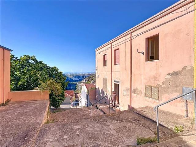 Casa Indipendente di 200 mq a Ossi