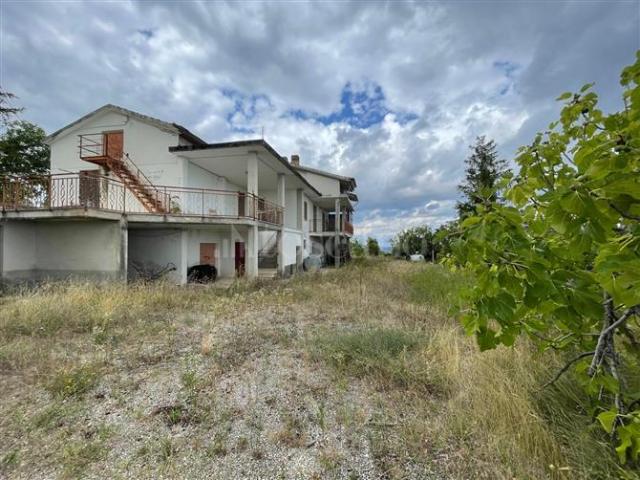 Casa Indipendente di 220 mq a Centro Civitella del Tronto