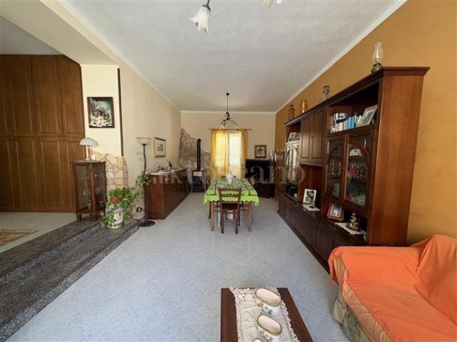 Casa Indipendente di 220 mq a Centro Noto