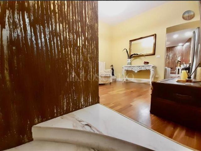 Casa Indipendente di 220 mq a Centro Storico, San Leonardo, Stadio, Pontepiccolo Catanzaro