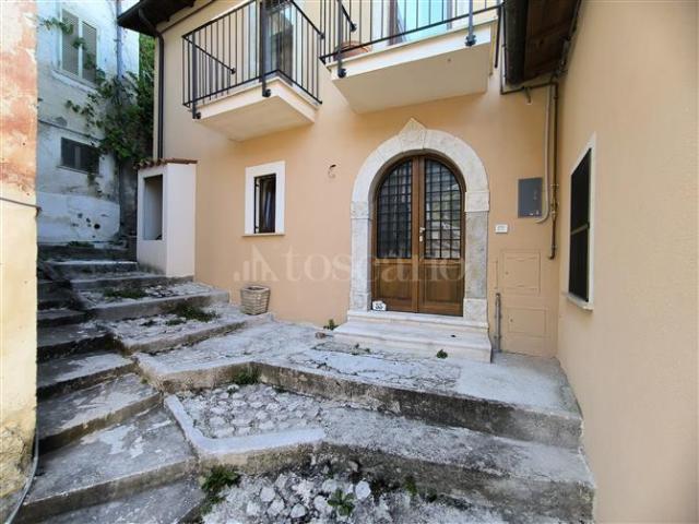 Casa Indipendente di 230 mq a Sant'Elia, Bazzano, Bagno, Monticchio L'Aquila