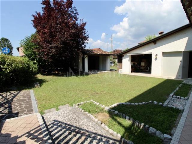 Casa Indipendente di 236 mq a Vigonovo Fontanafredda Fontanafredda