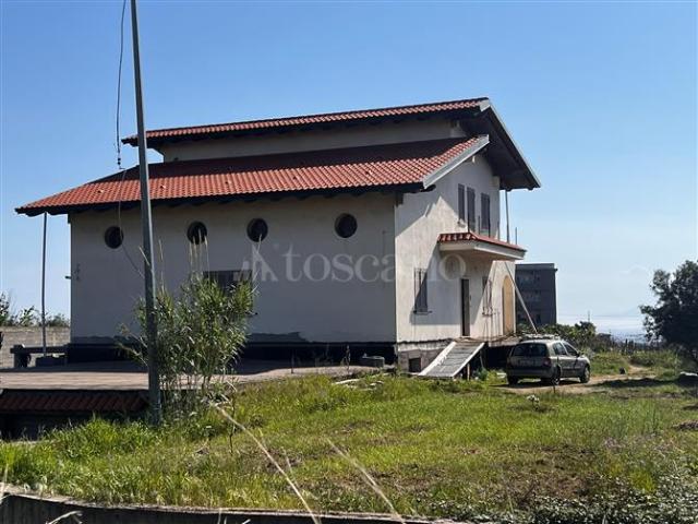 Casa Indipendente di 240 mq a Archi, Gallico, Catona Reggio di Calabria