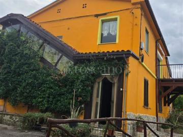 Bisenti, Teramo Abruzzo - Giardino, Balcone