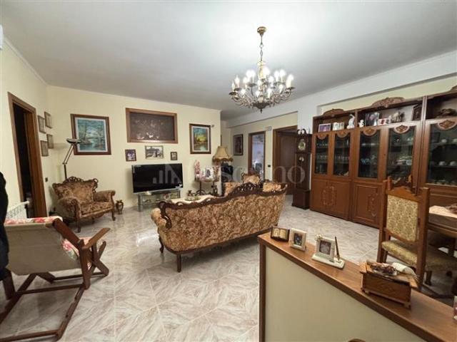Casa Indipendente di 275 mq a Borgia