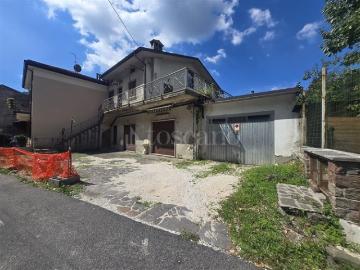 Casa Indipendente di 350 mq a Centro Sarezzo