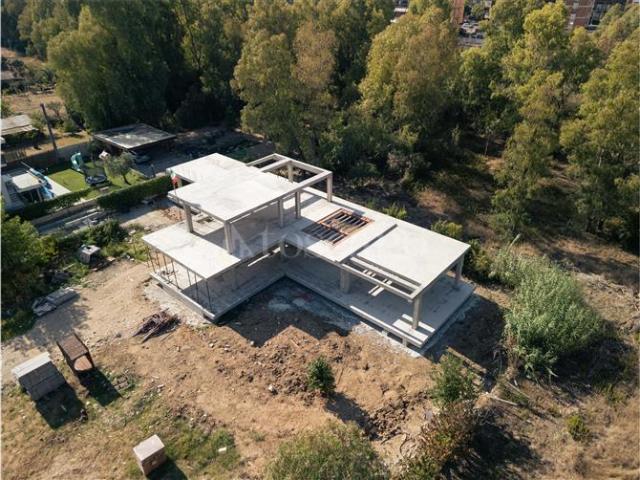 Casa Indipendente di 357 mq a Isonzo, Piccarello Latina