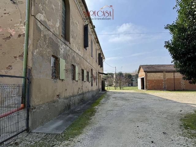 Casa indipendente in vendita a Cotignola RA