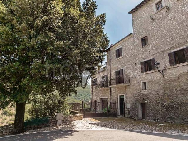 Casa indipendente in vendita a Cottanello via Lucia Rinaldi