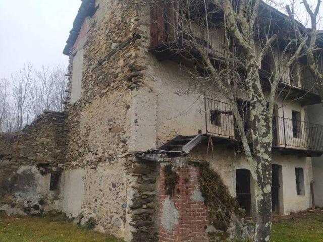 Casa indipendente in vendita a Coassolo Torinese TO