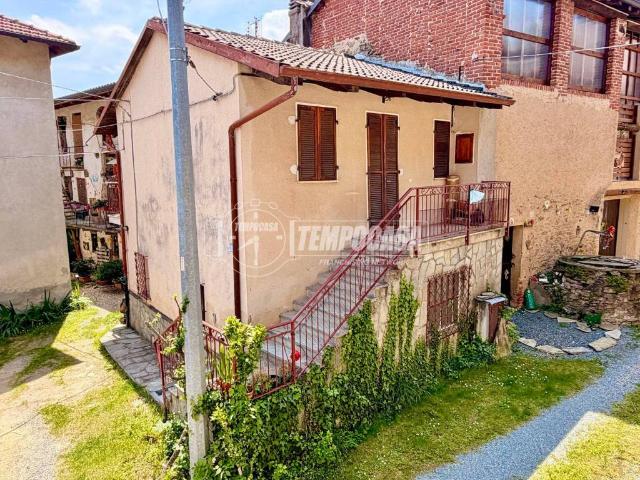 Casa indipendente in vendita a Coazze TO