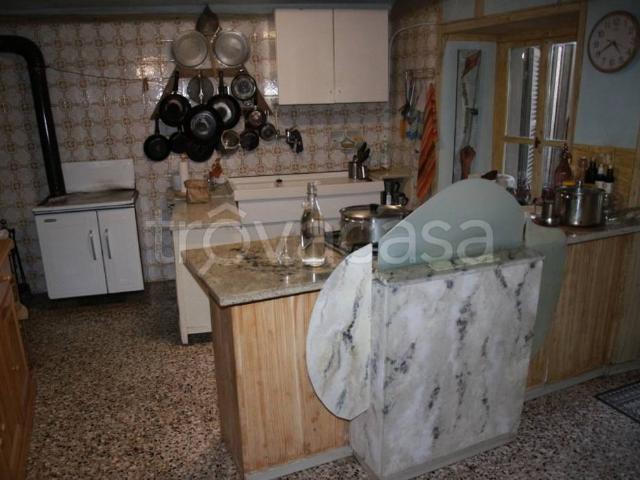Casa indipendente in vendita a Coazze via Ruffinera, 36